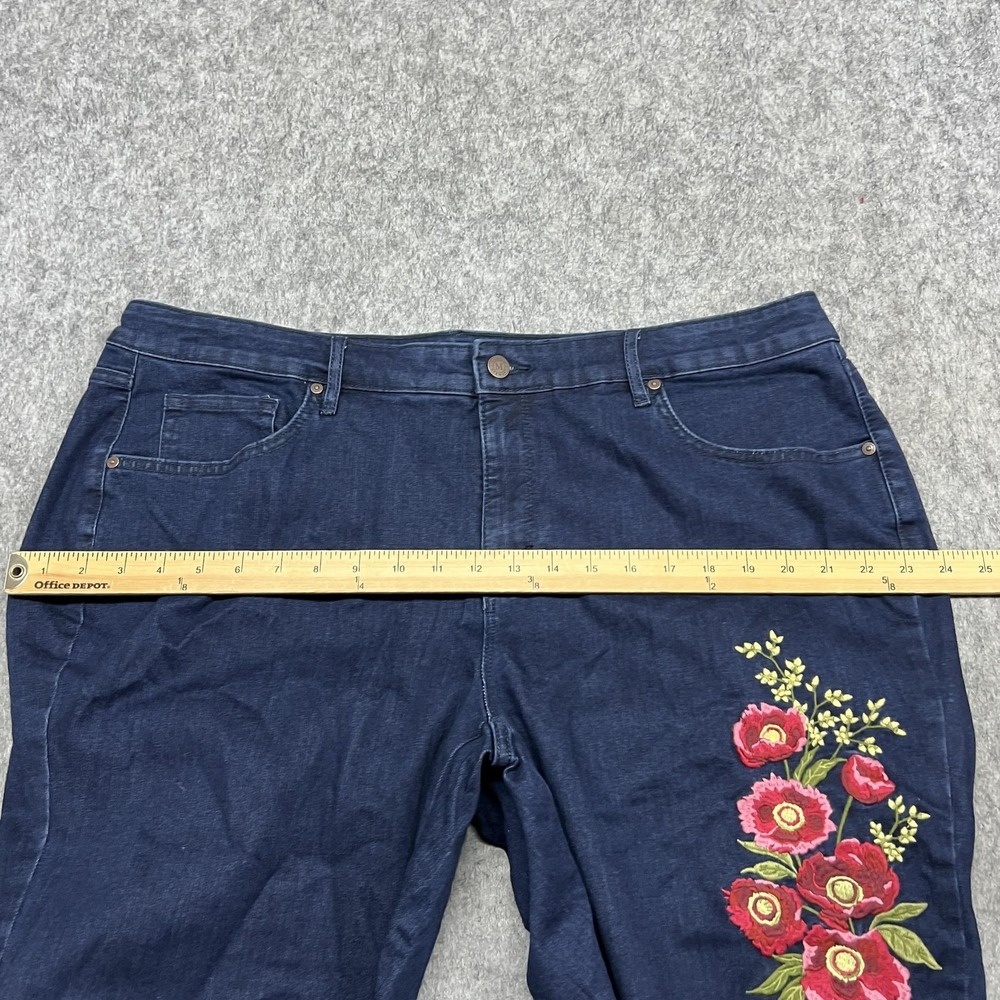Martha Stewart Jeans Womens 22W Blue TSV Skinny High Rise Floral Embroidered - Picture 13 of 16